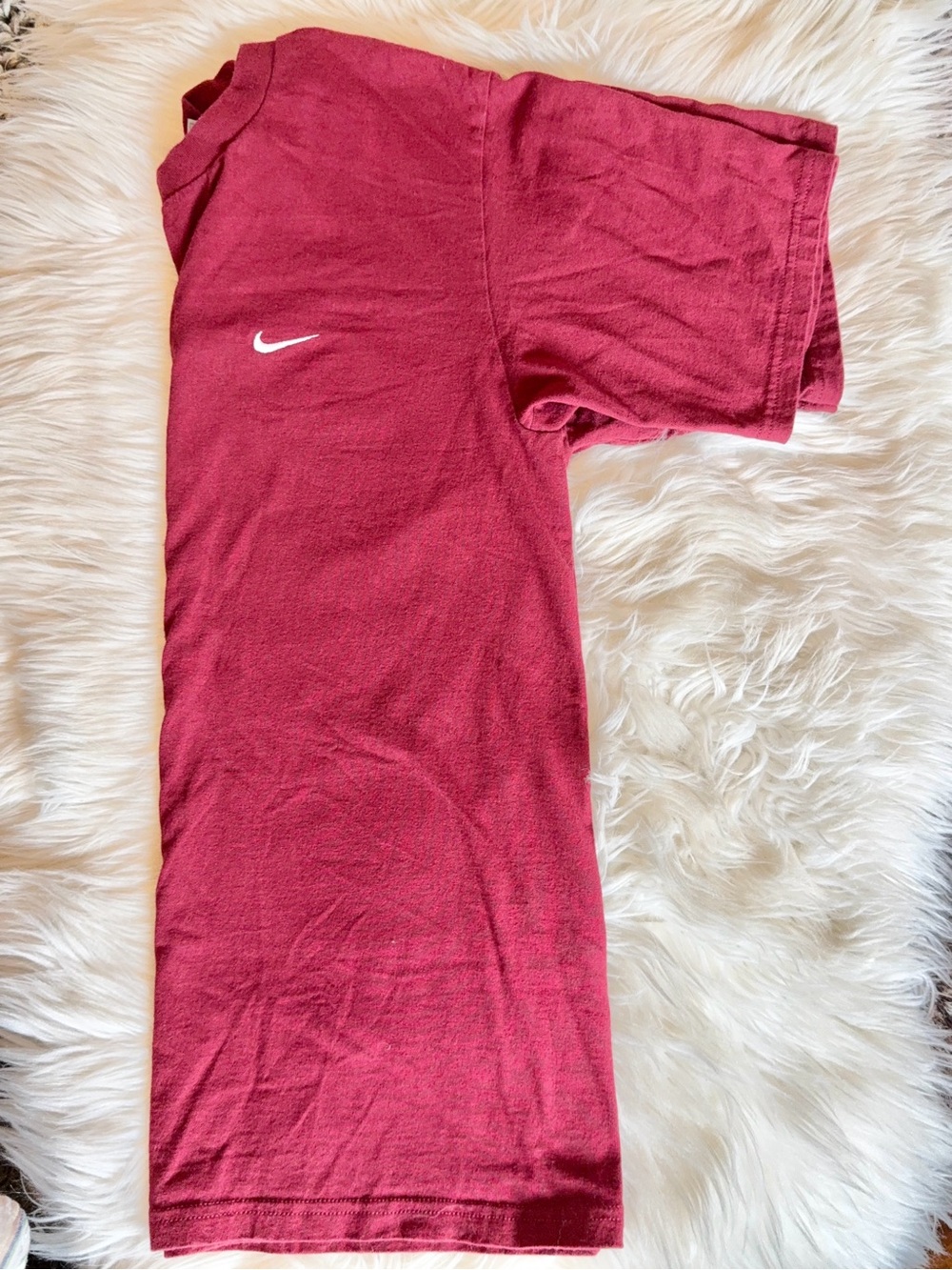 Nike unisex maroon tshirt